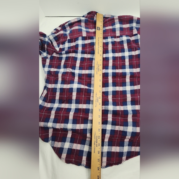 VTG Coleman Outdoors  Men's Button Down Flannel Shirt Size Large Plaid Burgundy - Picture 8 of 10